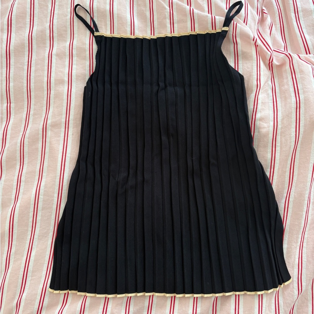 NWT Black Pleated Knit Cami with Cream Trim - Women's Top